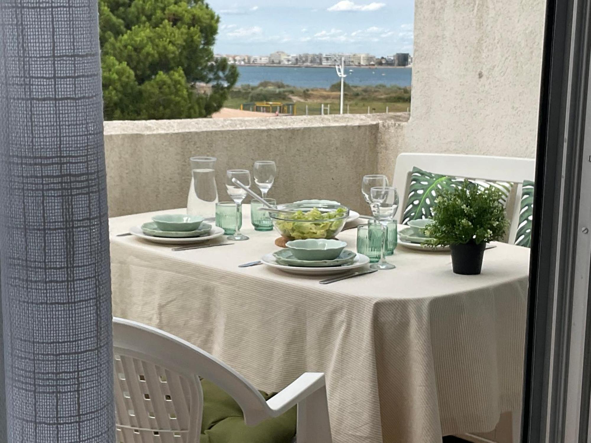 Studio Le Vue Mer Acces Direct A La Plage Parking Prive Clim Belle Terrasse Le Grau-du-Roi Exteriér fotografie